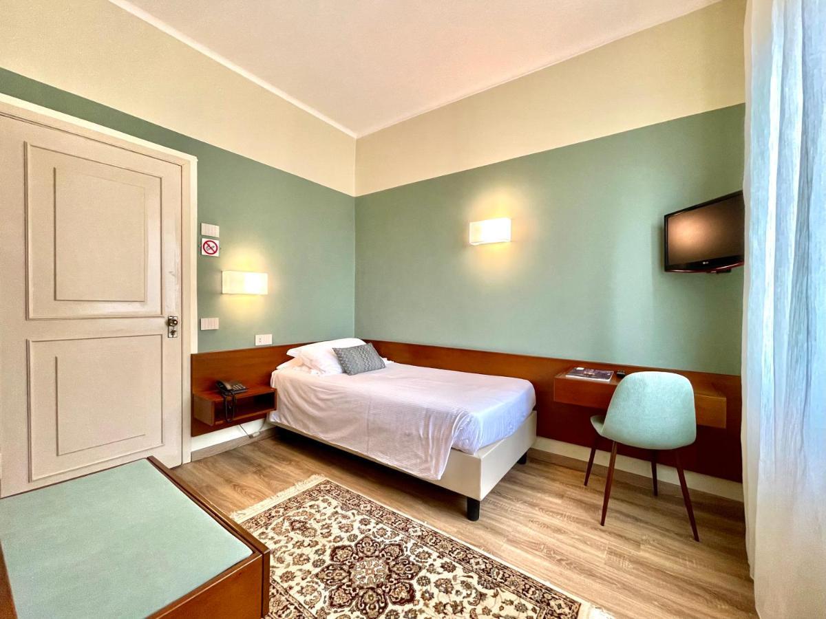 Hotel Brescia & Apartments Darfo Boario Terme Exterior photo